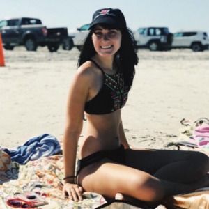 Meet your Posher, Lauren